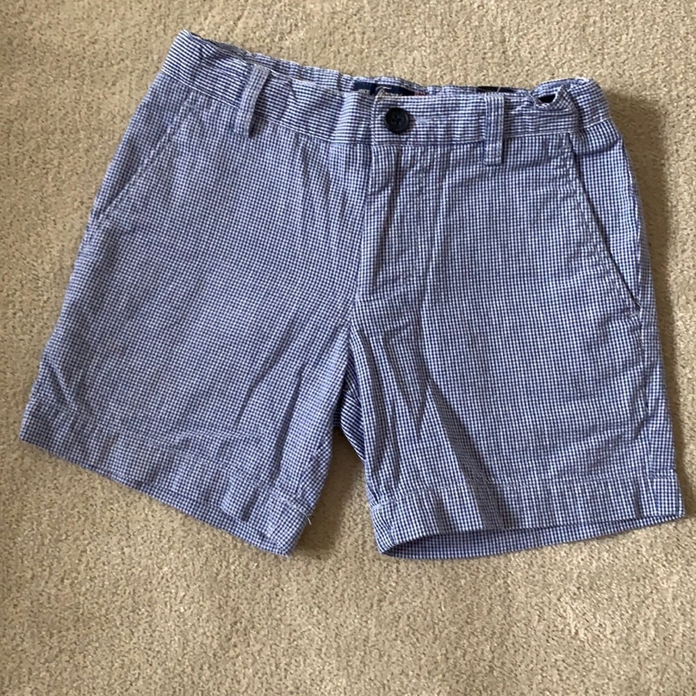 Boys Tizzas seersucker shorts sizes 2-4 years.